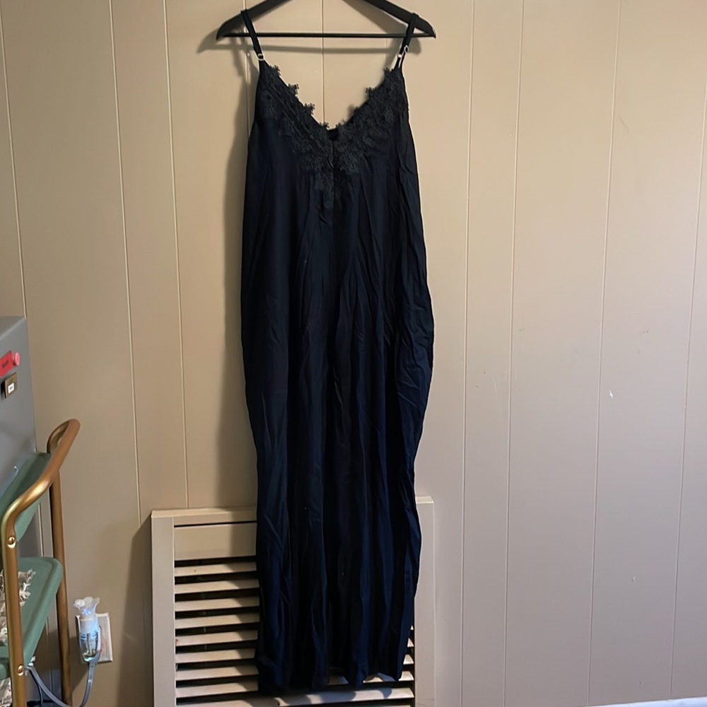 Elan lace maxi size s. New with tag.